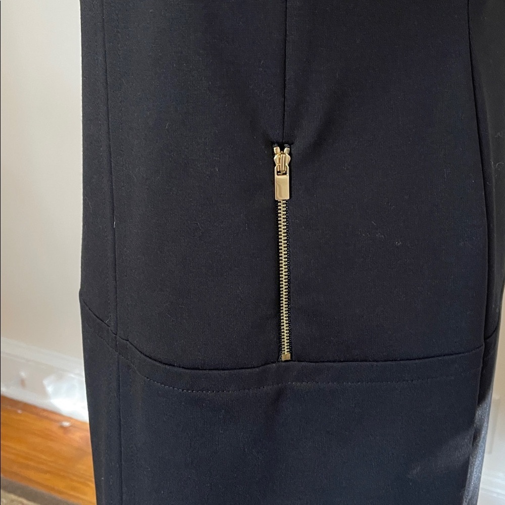 Tahari by Arthur S. Levine Black Sheath Dress | Size 6 | Classic Career EUC - Picture 3 of 6